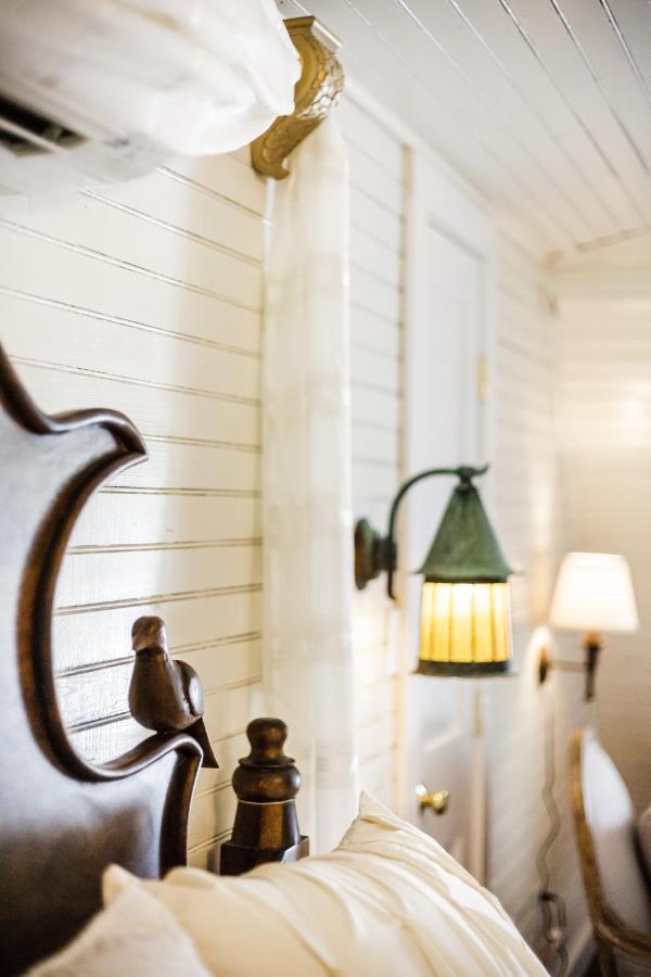 Fairytale Loft Suite 1 Bed, 1 Bath Luxury Apartment In Downtown Belmont Charlottesville Exterior foto